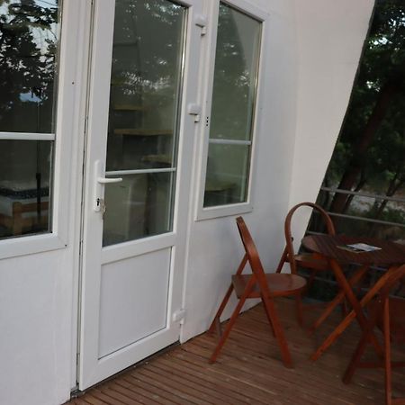 גורני מילנובץ Bungalovi Api-Centar מראה חיצוני תמונה